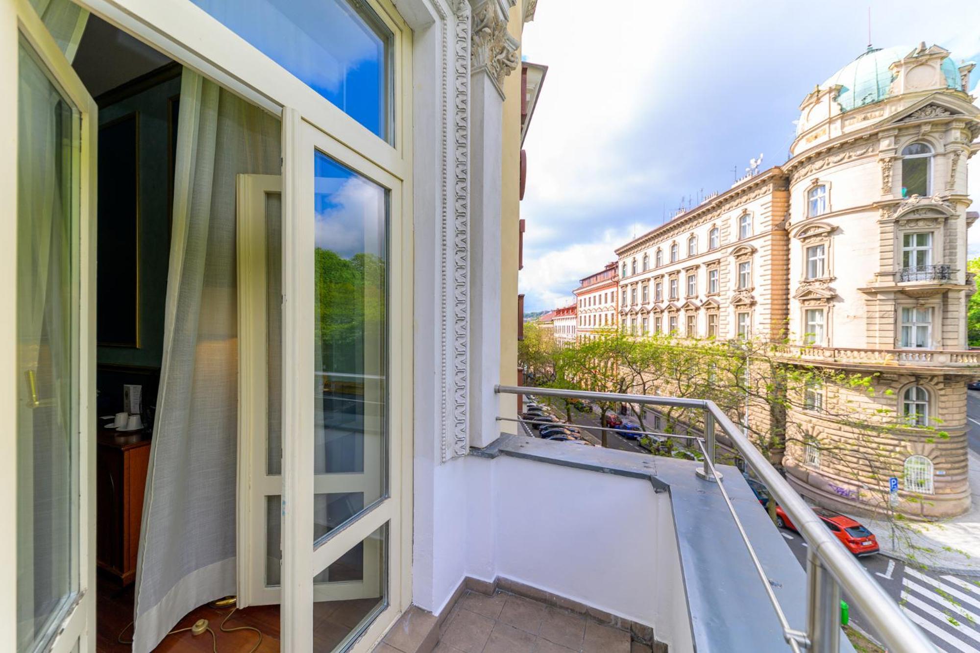 Hotel Kinsky Fountain Prague Luaran gambar