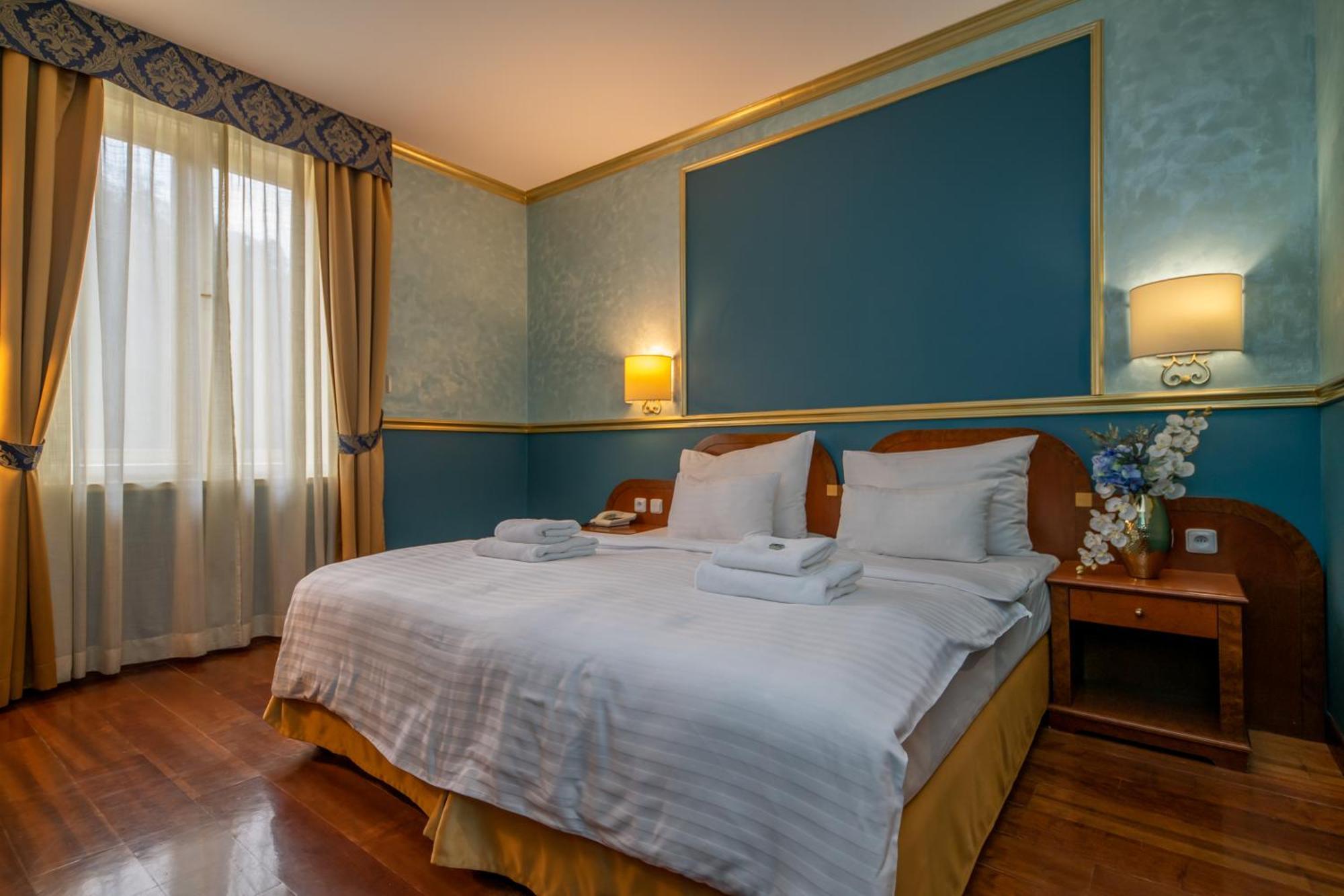 Hotel Kinsky Fountain Prague Luaran gambar