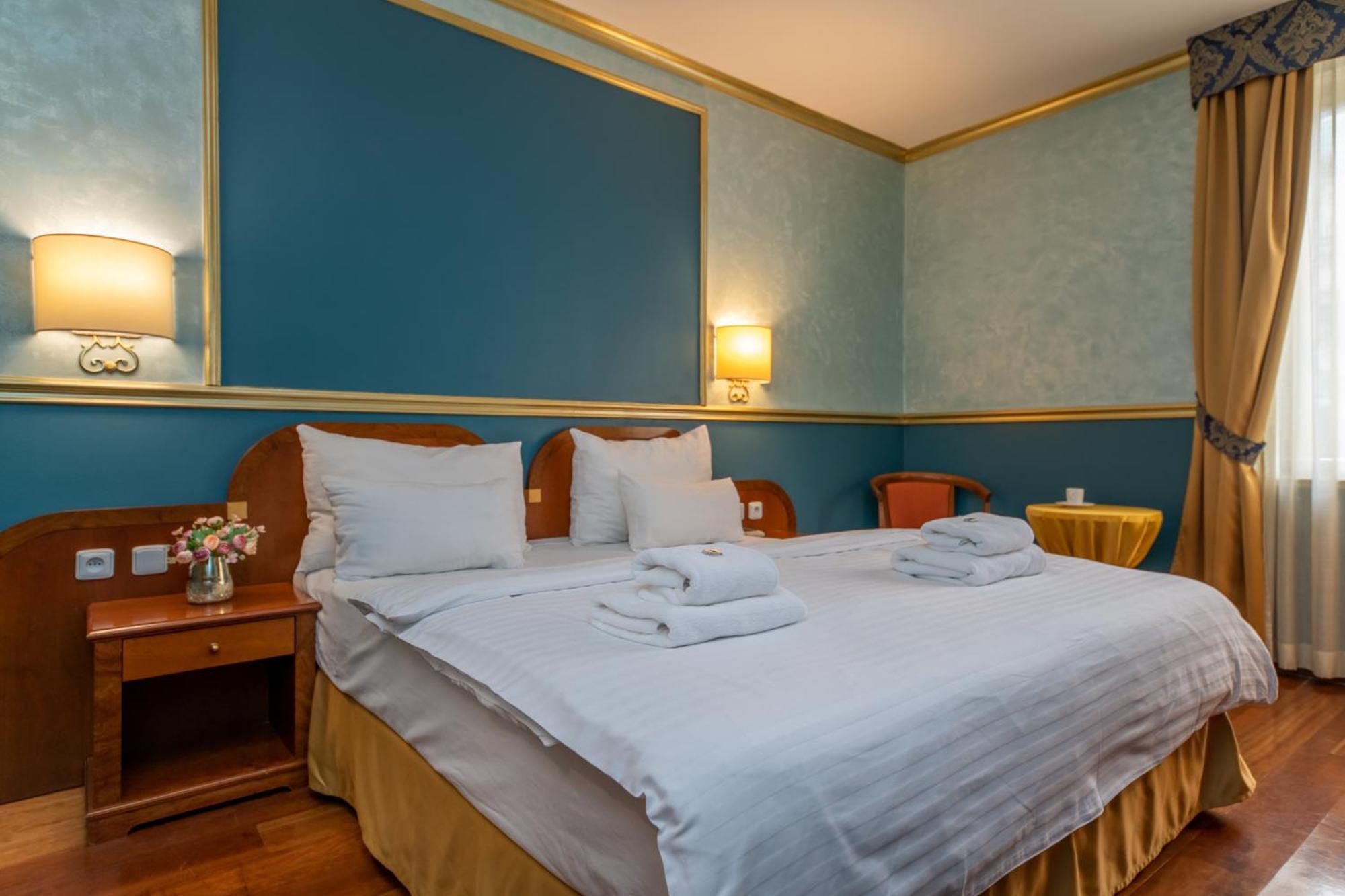 Hotel Kinsky Fountain Prague Luaran gambar