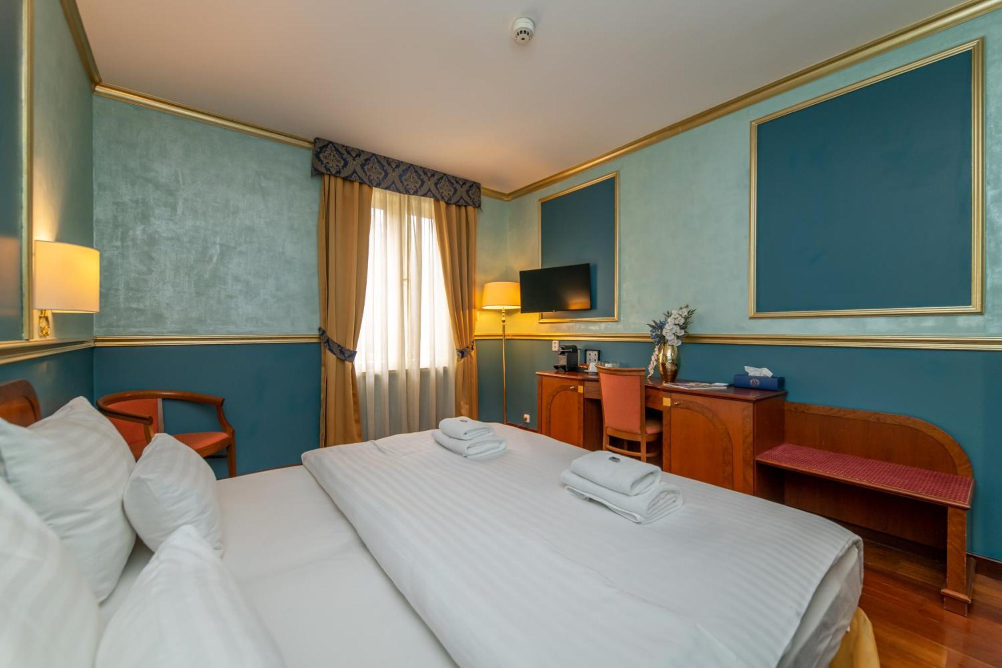 Hotel Kinsky Fountain Prague Luaran gambar
