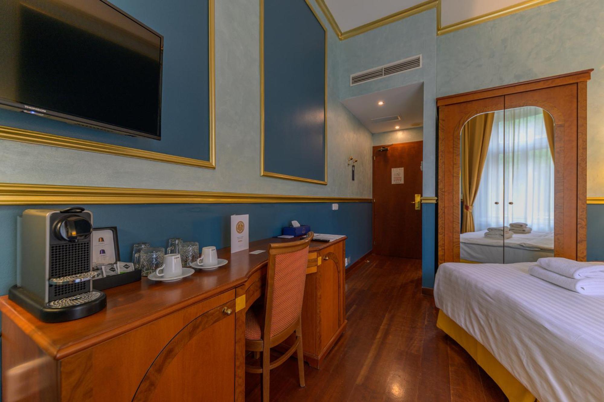 Hotel Kinsky Fountain Prague Luaran gambar