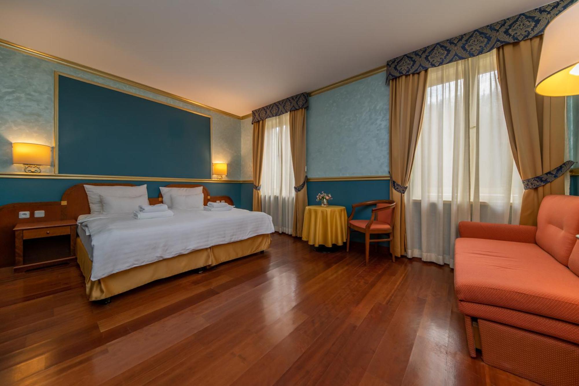 Hotel Kinsky Fountain Prague Luaran gambar