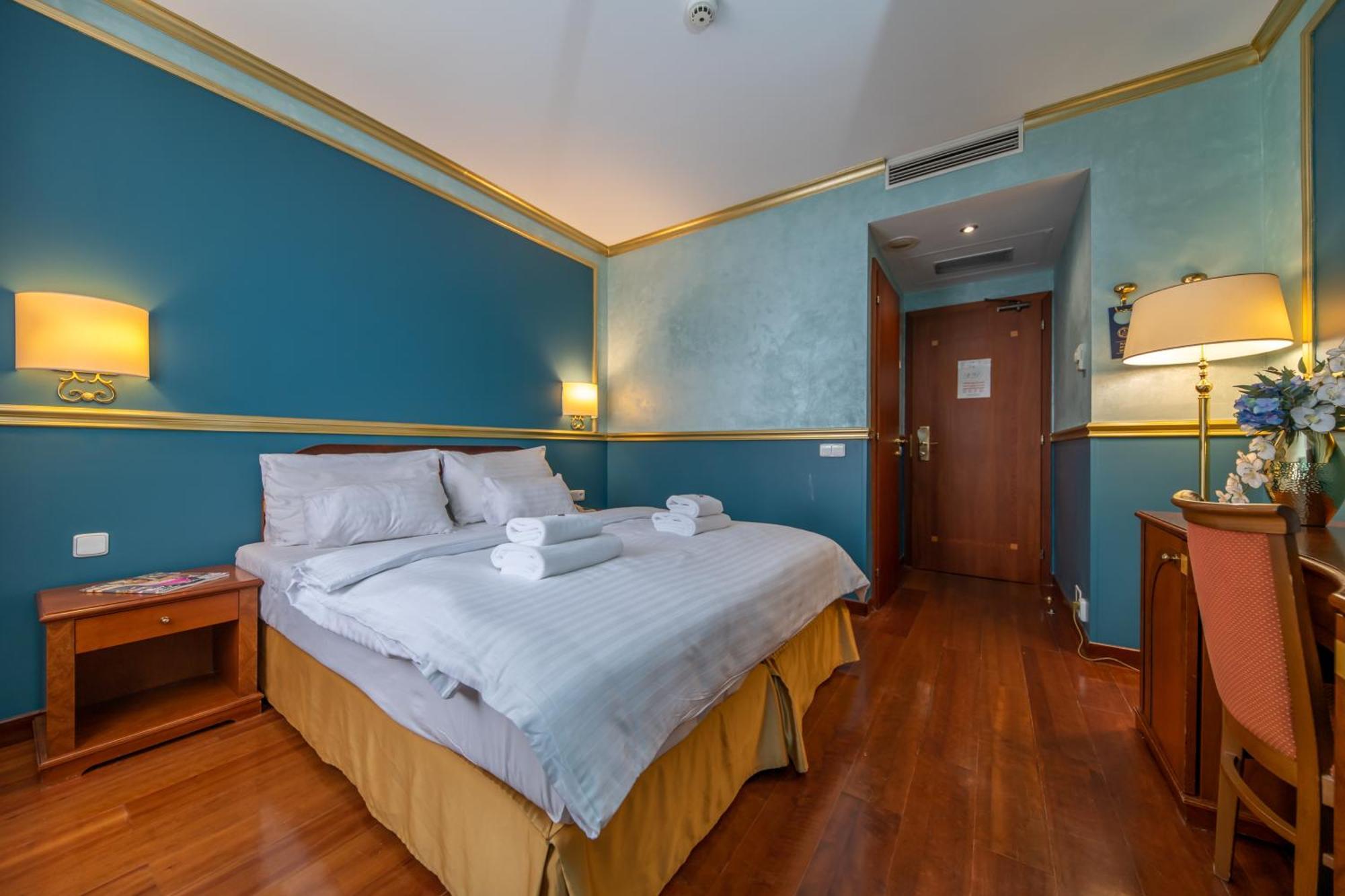 Hotel Kinsky Fountain Prague Luaran gambar